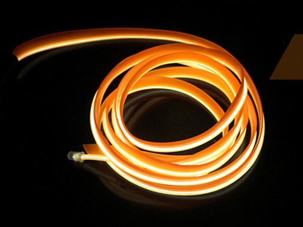 Fir cu neon,lumina ambientala auto
