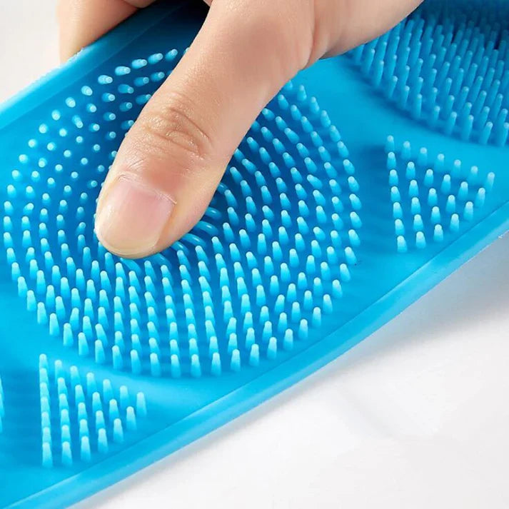 Set dus: Perie silicon cu manere + Covoras pentru picioare + CADOU Prosop-Turban uscare par