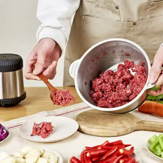 Tocator electric pentru carne si legume, 4 lame inox, 2 viteze, bol inox 2L