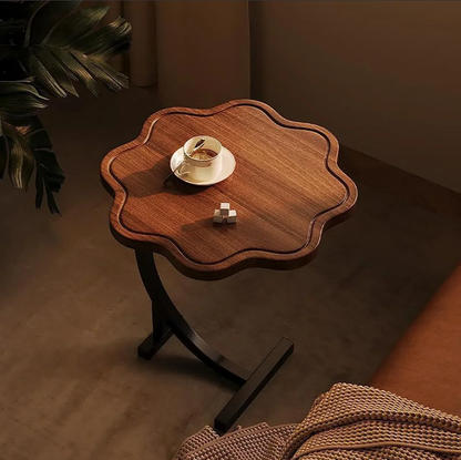 Masa design floare, picior curbat, pentru laptop sau cafea, în stil modern minimalist 25x30x60cm